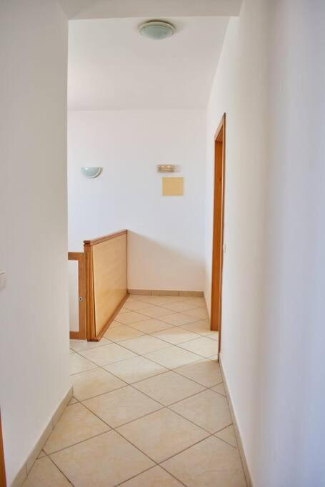 Apartamento T3 Encantador Com Piscina Wifi E Perto De Praia サンタ・マリア エクステリア 写真