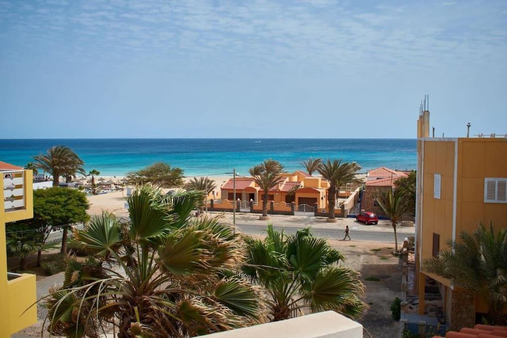 Apartamento T3 Encantador Com Piscina Wifi E Perto De Praia サンタ・マリア エクステリア 写真